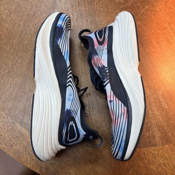 APL Streamline shoes - Midnight/Ice Blue/Tie Dye - Size 8 - Picture 3 of 5